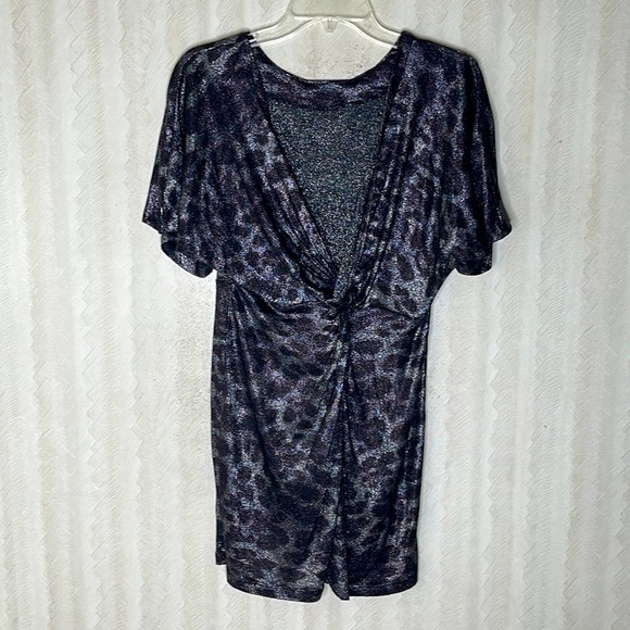 ❤️ METALLIC ANIMAL PRINT dress Size M - Picture 2 of 3